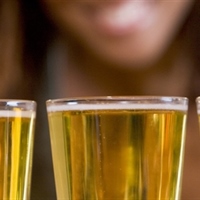 https://connect.bcbsil.com/cfs-file/__key/communityserver-blogs-components-weblogfiles/00-00-00-00-02/AdultBeveragesTooMany.jpg
