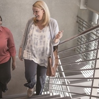 https://connect.bcbsil.com/cfs-file/__key/communityserver-blogs-components-weblogfiles/00-00-00-00-02/BrandS_2D00_women_2D00_walkstairs.jpg
