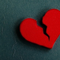 https://connect.bcbsil.com/cfs-file/__key/communityserver-blogs-components-weblogfiles/00-00-00-00-08/Broken-hearted.jpg