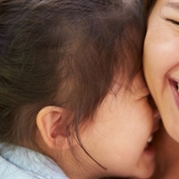 https://connect.bcbsil.com/cfs-file/__key/communityserver-blogs-components-weblogfiles/00-00-00-00-08/MotherDaughterHug.jpg
