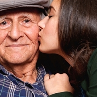 https://connect.bcbsil.com/cfs-file/__key/communityserver-blogs-components-weblogfiles/00-00-00-00-17/SeniorAgingSocial_2D00_3190269.jpg